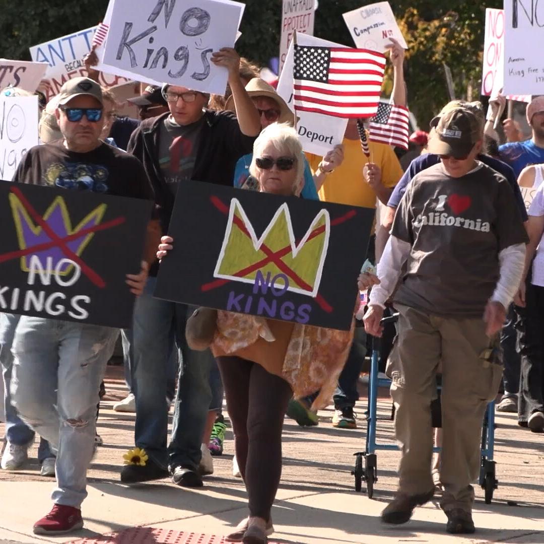Hundreds gather in Lima for “No Kings” Protest